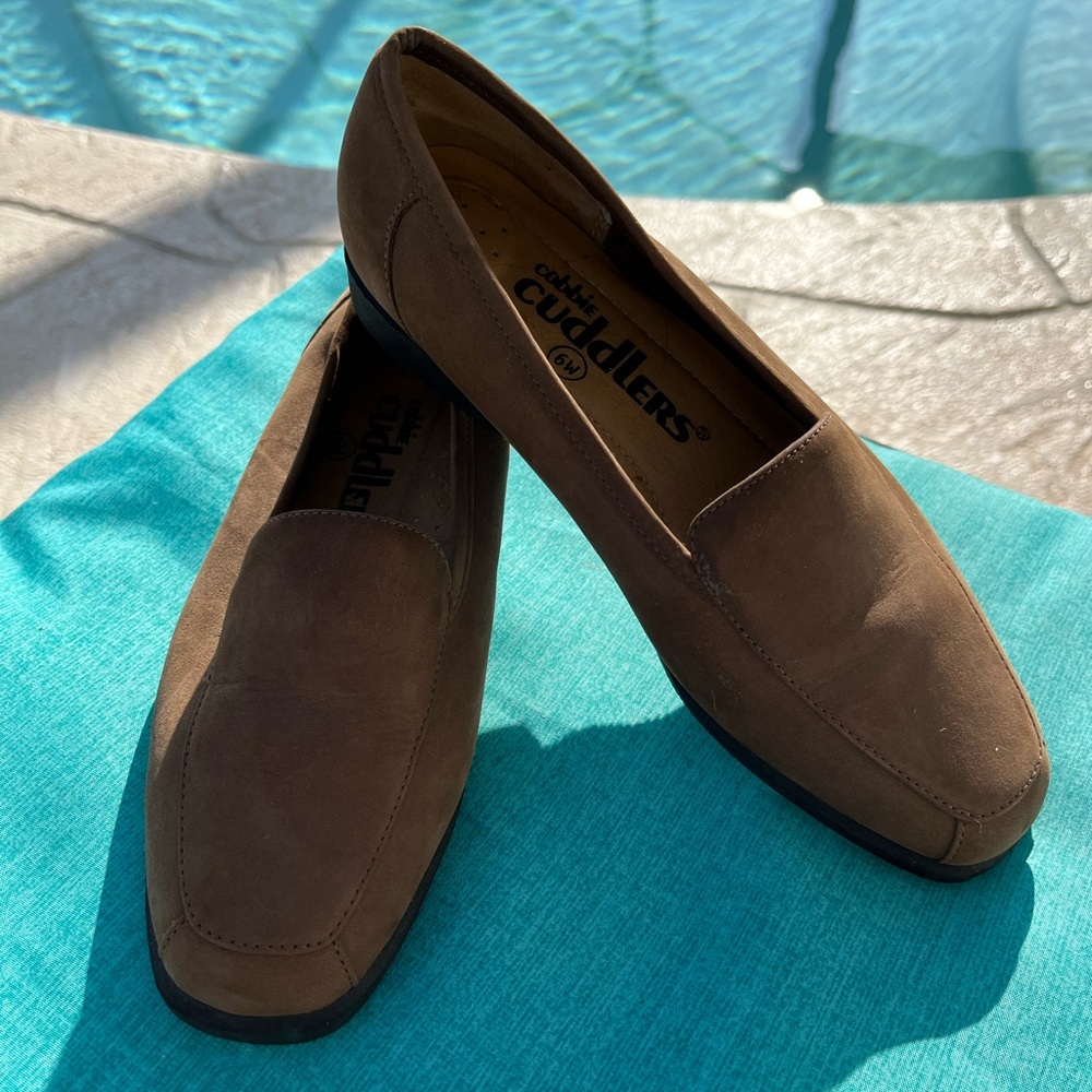 Cobbie Cuddlers ladies Shoes, Size 6W Like New - Picture 6 of 6